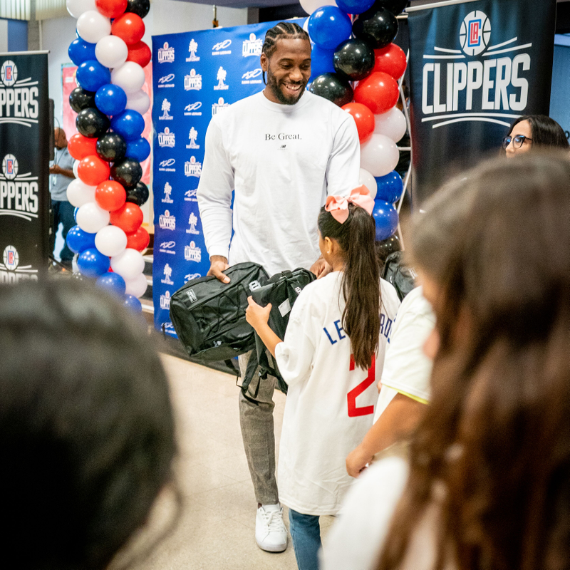 Illustration for article titled Kawhi Leonard Donates One Million Backpacks to Students in Los Angeles: ‘This Felt Like the Right Way to Get Started’